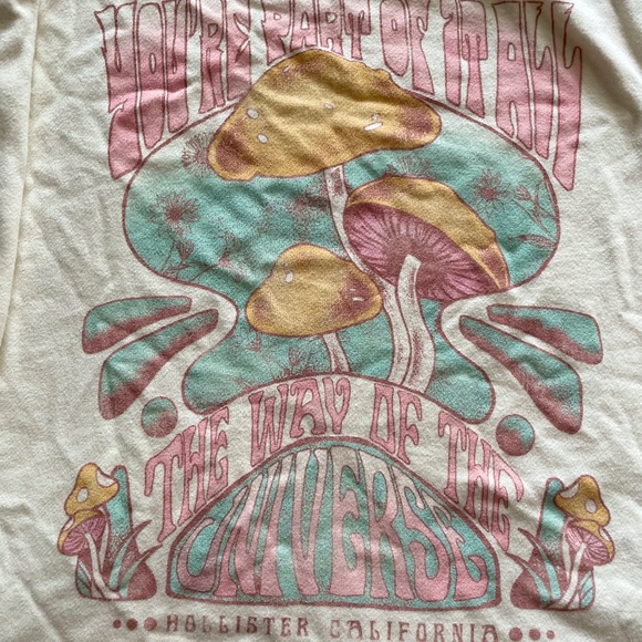 Hoddie - Picture 2 of 3